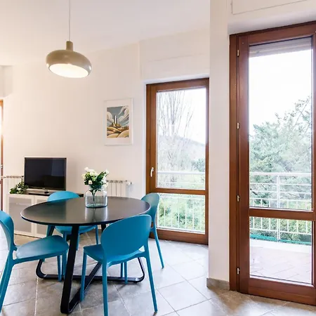 Guesthost - Cozy In Colonna San Marco With View Siena