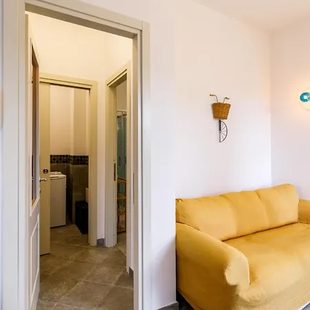 Guesthost - Cozy In Colonna San Marco With View * Siena