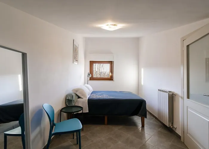 Guesthost - Cozy In Colonna San Marco With View Siena