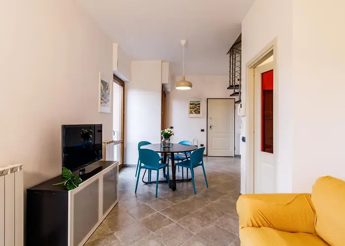 Guesthost - Cozy In Colonna San Marco With View * Siena