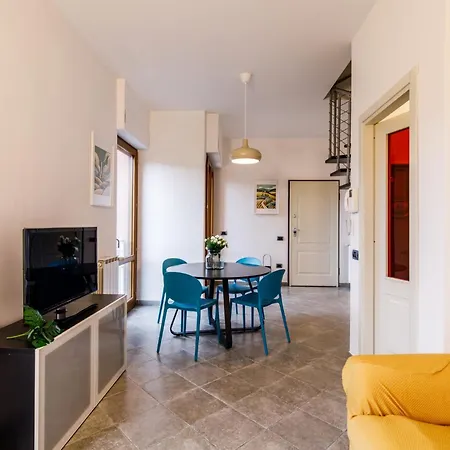 Guesthost - Cozy In Colonna San Marco With View * سيينا