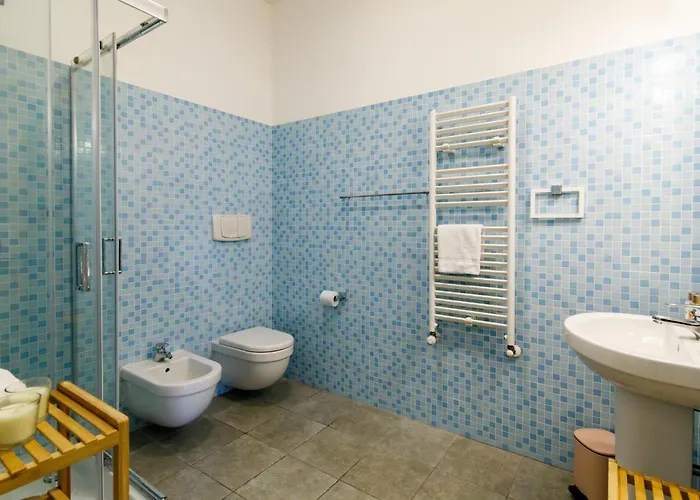 Apartment Guesthost - Cozy In Colonna San Marco With View