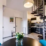 Apartment Guesthost - Cozy In Colonna San Marco With View *