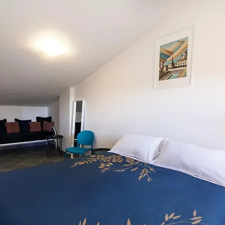 Apartman Guesthost - Cozy In Colonna San Marco With View Siena