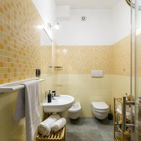 Apartman Guesthost - Cozy In Colonna San Marco With View